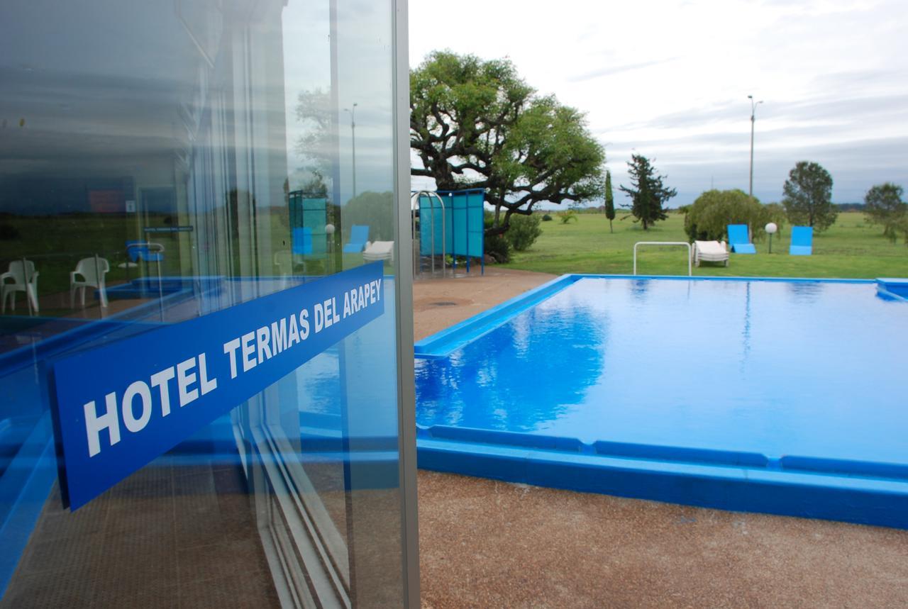 Arapey Oasis Termal Hotel Термас-дель-Арапей Екстер'єр фото